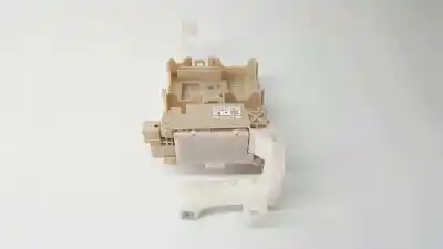 Pièce détachée automobile d'occasion BOÎTES À FUSIBLES pour CITROEN C1  Références OEM IAM 827300H030A  