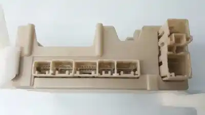 Pezzo di ricambio per auto di seconda mano scatola relè/fusibili per citroen c1 audace riferimenti oem iam 827300h030a  