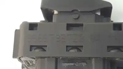 Second-hand car spare part right front power window switch for citroen c3 seduction oem iam references 966657927zd  6490ch