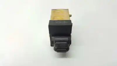 Second-hand car spare part right front power window switch for jeep cherokee (kj) renegade oem iam references 8403060022