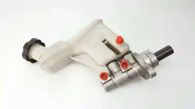 Tweedehands auto-onderdeel rempomp voor hyundai ix35 comfort 2wd oem iam-referenties 585102s201