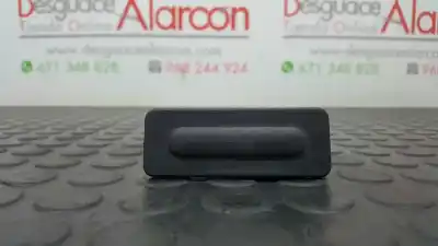 Pièce détachée automobile d'occasion poignée extérieure de coffre / hayon pour peugeot 208 active références oem iam 9676028380