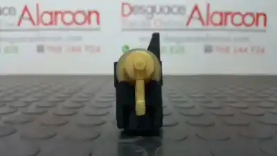 Second-hand car spare part additional air valve for renault kangoo emotion oem iam references 8200790180  70181405