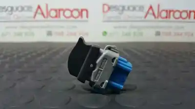 Second-hand car spare part right front power window switch for renault kangoo emotion oem iam references   