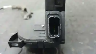 Second-hand car spare part front right door lock for renault clio iv bh desde 09/2012 clio dynamique oem iam references 805004945r  40627203