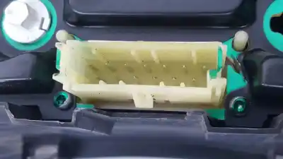 Peça sobressalente para automóvel em segunda mão quadrante por opel meriva blue line referências oem iam 13173381xt  87001437