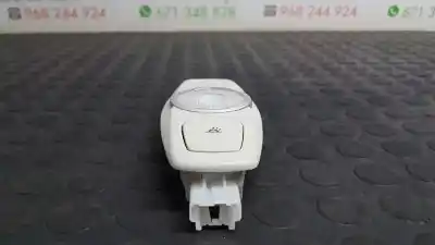 Автозапчасти б/у внутренний свет за ford kuga (cbs) titanium ссылки oem iam cj5a13k767fg3am1  
