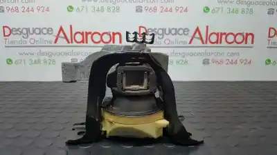 Second-hand car spare part right engine support for dacia sandero stepway oem iam references 112103095r  