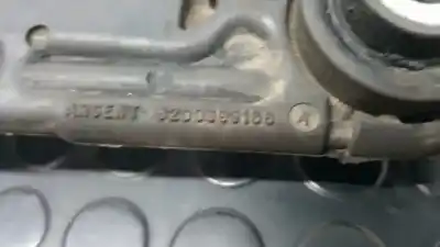 Автозапчастина б/у задня опора двигуна для renault clio iii authentique посилання на oem iam 8200399188  