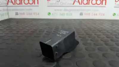 Peça sobressalente para automóvel em segunda mão caixa de pré-aquecimento por peugeot partner (s2) combi plus referências oem iam 9640469680