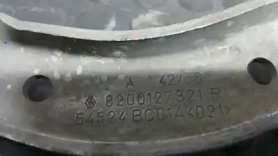 Second-hand car spare part right engine support for renault clio iii authentique oem iam references 8200127321r  