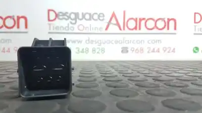 Pezzo di ricambio per auto di seconda mano relè per peugeot 308 business line riferimenti oem iam 9803299780  51299058a