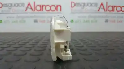 Second-hand car spare part interior light for citroen c3 business oem iam references 9680717080  