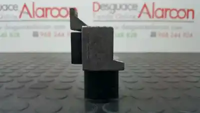 Автозапчастина б/у коробка передігрів для citroen c3 picasso sx посилання на oem iam 9640469680  