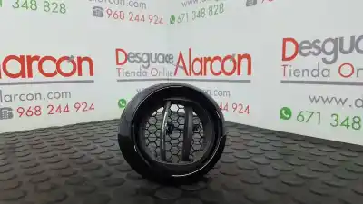 Pièce détachée automobile d'occasion GRILLE D'AÉRATION pour RENAULT CLIO IV  Références OEM IAM 6876011310R  