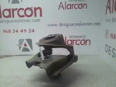 Pièce détachée automobile d'occasion BRAS DE SUSPENSION SUPÉRIEUR AVANT DROIT pour PEUGEOT 407 SW  Références OEM IAM D47035  07156M38