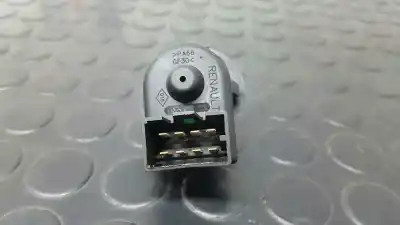 Pezzo di ricambio per auto di seconda mano controllo specchio per renault clio iii expression riferimenti oem iam 255704649r  8200002442b