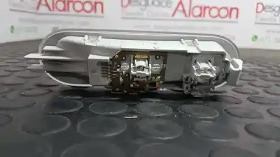 Second-hand car spare part interior light for renault clio iii expression oem iam references 8200073234  