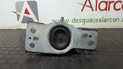 Second-hand car spare part right engine support for renault clio iii style oem iam references   