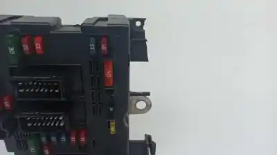 Pezzo di ricambio per auto di seconda mano scatola relè/fusibili per peugeot 206 cc cc riferimenti oem iam   