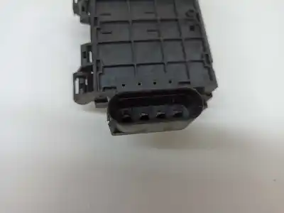 Recambio de automóvil de segunda mano de caja reles / fusibles para volkswagen polo berlina (6n1) básico referencias oem iam 6x0937550  