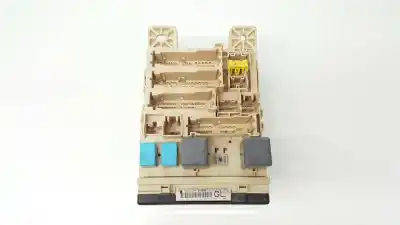 Pièce détachée automobile d'occasion boîtes à fusibles pour lexus rx 400h références oem iam 