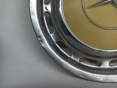 Pièce détachée automobile d'occasion capuchons de moyeux pour mercedes-benz clase e (w123) berlina+coupe d 300 références oem iam a1154010324  