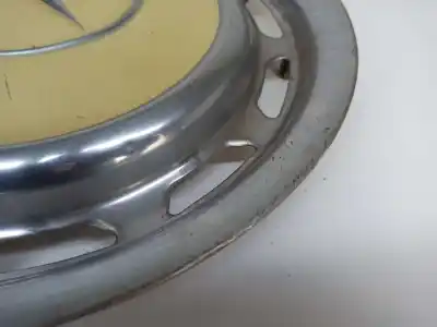 Pièce détachée automobile d'occasion capuchons de moyeux pour mercedes-benz clase e (w123) berlina+coupe d 300 références oem iam a1154010324  