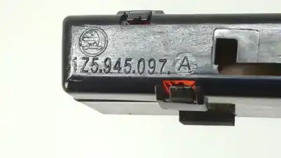 Автозапчастина б/у центральний гампов для skoda octavia lim. (5e3) like посилання на oem iam 1z5945097a  