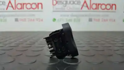 Peça sobressalente para automóvel em segunda mão botão / interruptor elevador vidro dianteiro direito por dacia duster laureate 4x2 referências oem iam 8200602227  