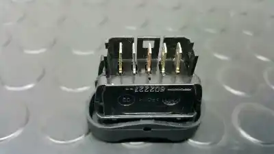 Peça sobressalente para automóvel em segunda mão botão / interruptor elevador vidro dianteiro direito por dacia duster laureate 4x2 referências oem iam 8200602227  