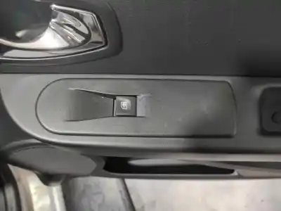 Автозапчасти б/у выключатель переднего правого окна за renault clio iv bh desde 09/2012 clio dynamique ссылки oem iam 254218614r  
