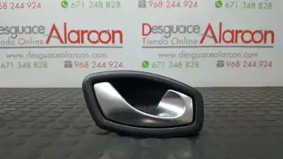 Peça sobressalente para automóvel em segunda mão puxador interior dianteiro direito por renault clio iv business referências oem iam 826720001r