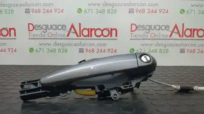 Peça sobressalente para automóvel em segunda mão puxador exterior dianteiro esquerdo por bmw serie 1 berlina (e81/e87) 116d referências oem iam 51210445181