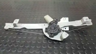 Second-hand car spare part passenger side right window regulator for dacia sandero stepway oem iam references 8200733828  82007338280