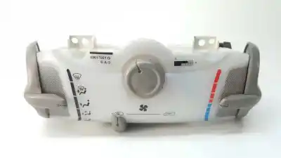 Peça sobressalente para automóvel em segunda mão comando de sofagem (chauffage / ar condicionado)  por peugeot 107 urban move referências oem iam 559000h020