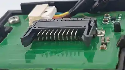 Pezzo di ricambio per auto di seconda mano comando pulito per land rover evoque hse dynamic riferimenti oem iam bj323f973bb  lr024629