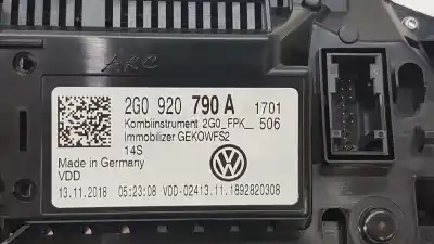 Recambio de automóvil de segunda mano de cuadro instrumentos para volkswagen polo advance referencias oem iam   