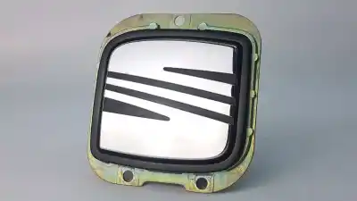 Second-hand car spare part tailgate back door handle for seat leon (1m1) stella oem iam references 1m6827565j Second-hand car spare part tailgate back door handle for seat leon (1m1) stella oem iam references 1m6827565j