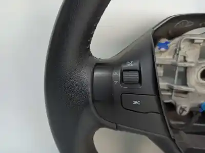 Recambio de automóvil de segunda mano de volante para peugeot 208 style referencias oem iam 96739515zd  