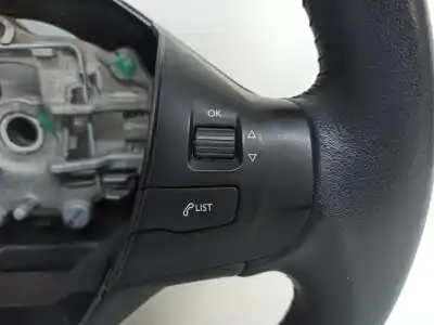 Recambio de automóvil de segunda mano de volante para peugeot 208 style referencias oem iam 96739515zd  