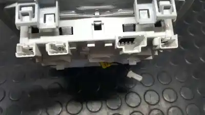 Second-hand car spare part interior light for peugeot 208 active oem iam references 9673810977  