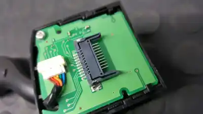 Pezzo di ricambio per auto di seconda mano comando pulito per ford focus lim. (cb8) trend riferimenti oem iam 1900224 f1et17a553ba / av6t17a553ac f1et-17a553-ba / av6t-17a553-ac