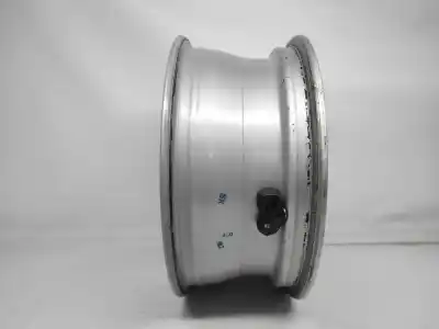 Second-hand car spare part rim for toyota auris hybrid active oem iam references   