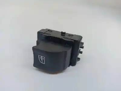 Recambio de automóvil de segunda mano de mando elevalunas trasero derecho para renault megane iv berlina 5p zen referencias oem iam 254214896r  