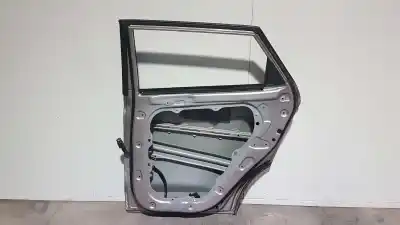 Recambio de automóvil de segunda mano de puerta trasera derecha para hyundai tucson klass bluedrive referencias oem iam 77004d7000  