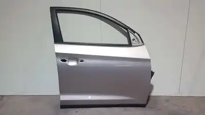 Recambio de automóvil de segunda mano de puerta delantera derecha para hyundai tucson klass bluedrive referencias oem iam 76004d7000  