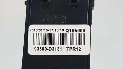 Recambio de automóvil de segunda mano de mando elevalunas trasero derecho para hyundai tucson klass bluedrive referencias oem iam 93580d31314x  93580d3131