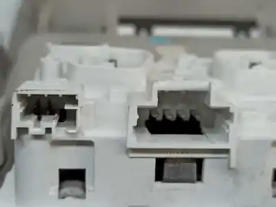 Автозапчастина б/у внутрішне світло для citroen c4 cactus feel посилання на oem iam 9801287677  9801287577