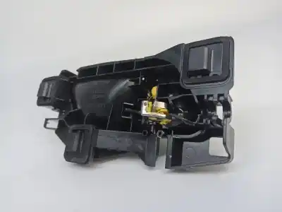 Recambio de automóvil de segunda mano de maneta interior delantera izquierda para peugeot 208 (p2) allure referencias oem iam 98201553vv  